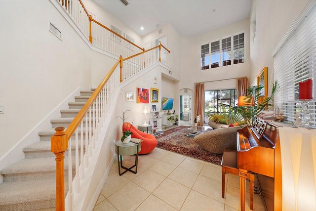 8406 MIRAMAR WAY 8406, Lakewood Ranch, FL 34202