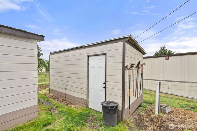 1605 Windsor Avenue, Centralia, WA 98531