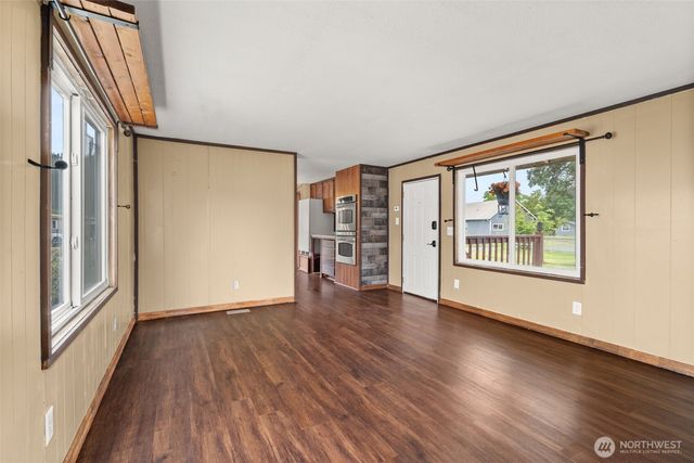 1605 Windsor Avenue, Centralia, WA 98531