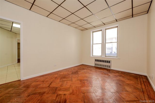 618 E 2nd Street, Brooklyn, NY 11218