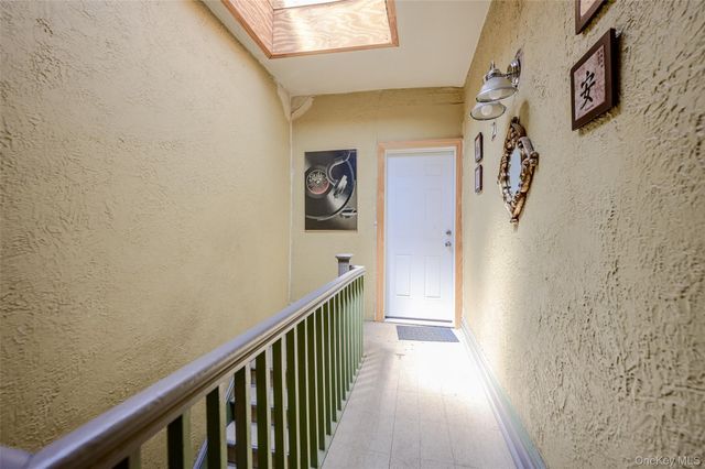 618 E 2nd Street, Brooklyn, NY 11218