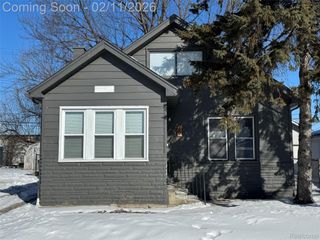 79 E MAHAN Avenue, Hazel Park, MI 48030