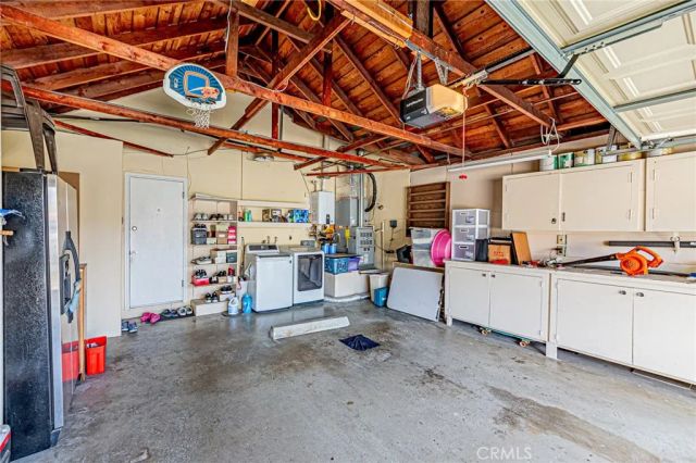 1668 N Lakewood Avenue, Upland, CA 91784