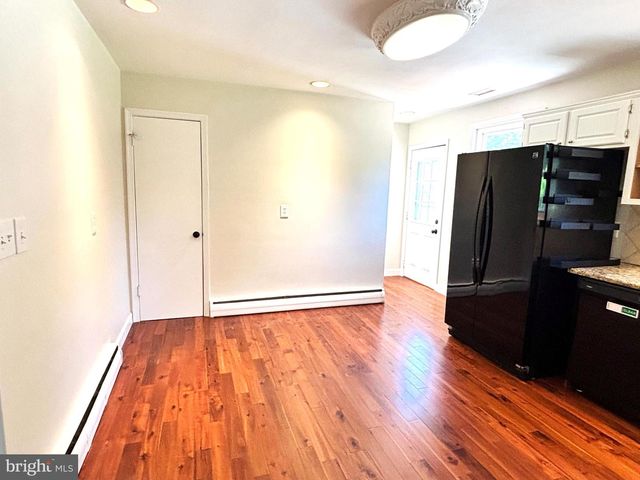 464 MARTIN DR, Millersville, MD 21108