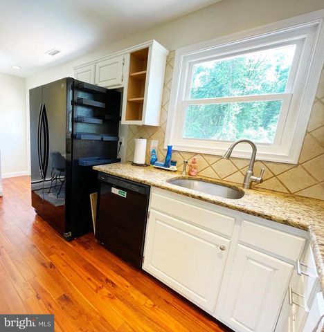 464 MARTIN DR, Millersville, MD 21108