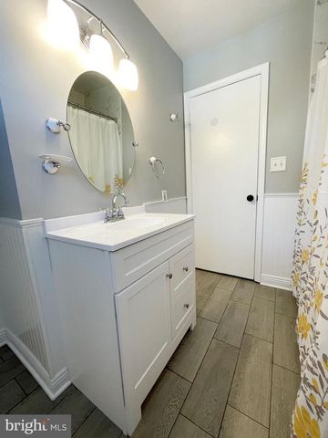 464 MARTIN DR, Millersville, MD 21108