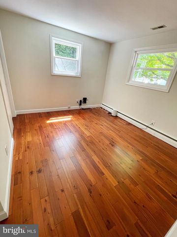 464 MARTIN DR, Millersville, MD 21108