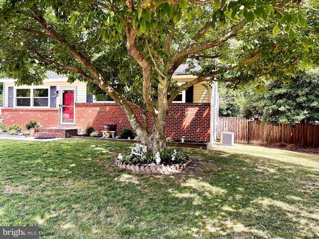 464 MARTIN DR, Millersville, MD 21108