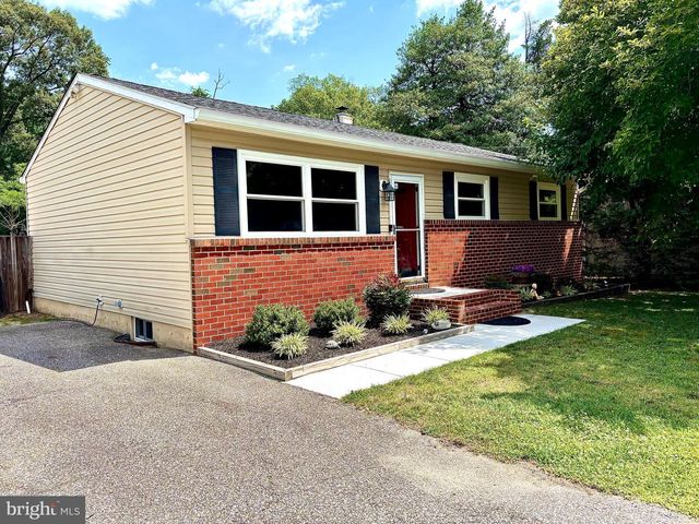 464 MARTIN DR, Millersville, MD 21108