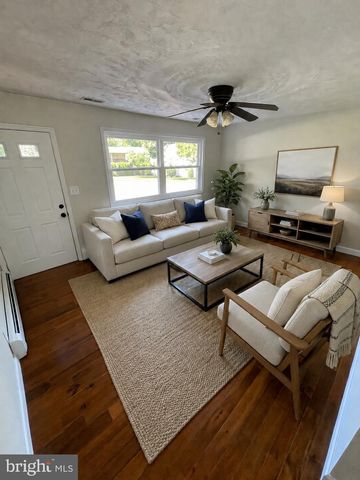 464 MARTIN DR, Millersville, MD 21108