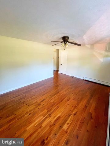464 MARTIN DR, Millersville, MD 21108
