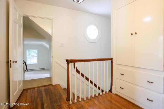 602 Sunset Rd, Louisville, KY 40206