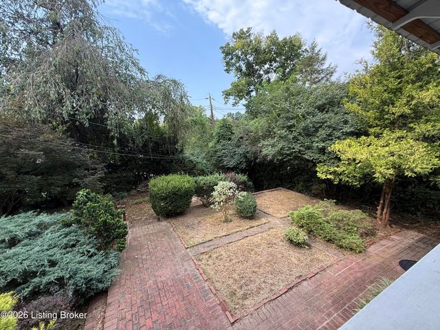 602 Sunset Rd, Louisville, KY 40206