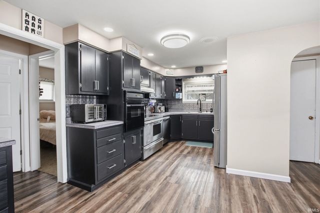 1009 E Montpelier Pike, Marion, IN 46953