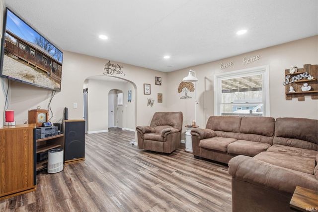 1009 E Montpelier Pike, Marion, IN 46953