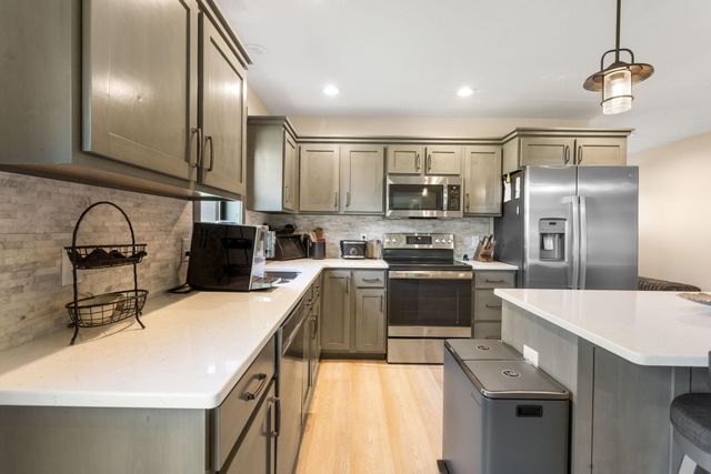 2909 Elgin Court, River Falls, WI 54022