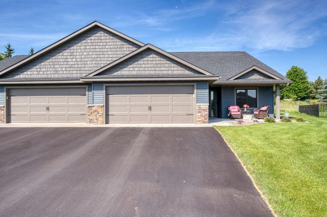 2909 Elgin Court, River Falls, WI 54022
