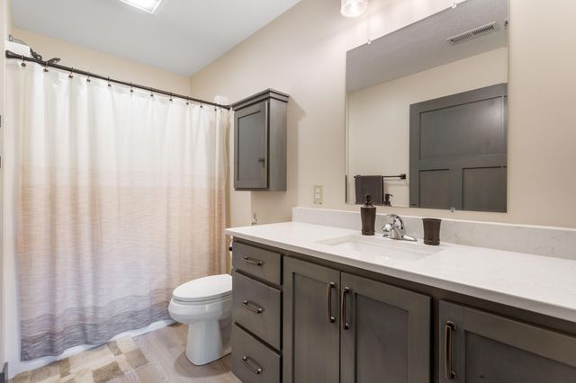 2909 Elgin Court, River Falls, WI 54022
