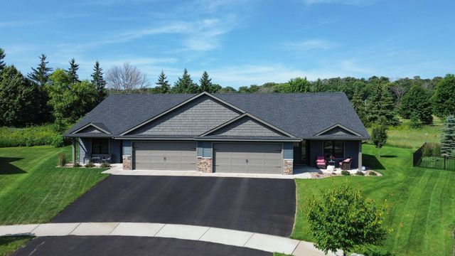 2909 Elgin Court, River Falls, WI 54022