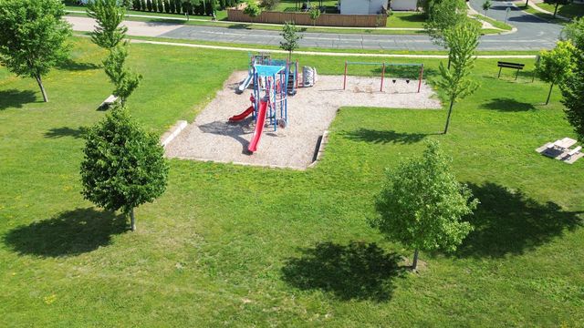 2909 Elgin Court, River Falls, WI 54022