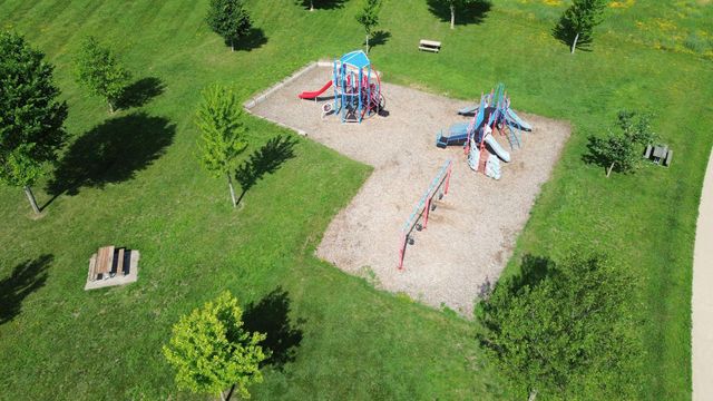 2909 Elgin Court, River Falls, WI 54022