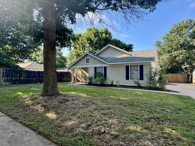 5651 Legacy Street, Fayetteville, AR 72704