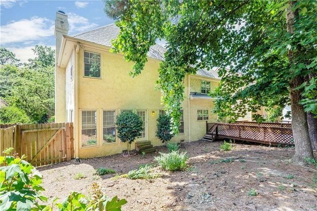 919 Bridgegate Drive NE, Marietta, GA 30068