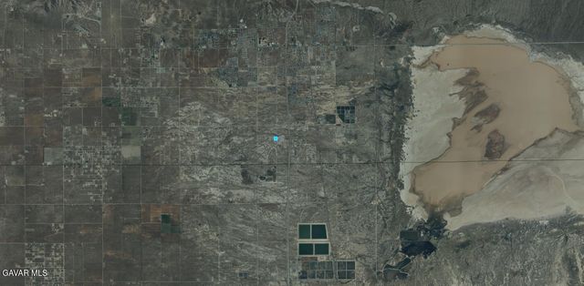 W 25th St W Street, Rosamond, CA 93560