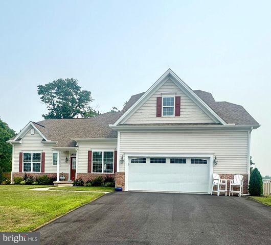 38523 BLUE HEN DR, Selbyville, DE 19975