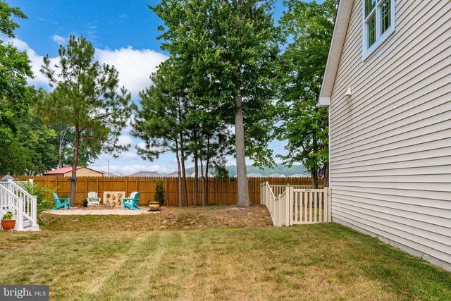 38523 BLUE HEN DR, Selbyville, DE 19975