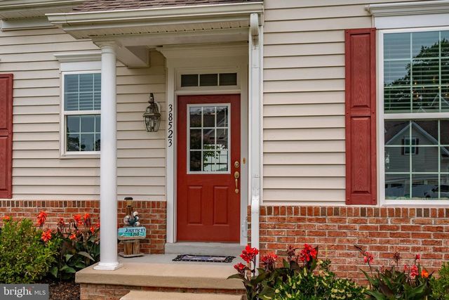 38523 BLUE HEN DR, Selbyville, DE 19975