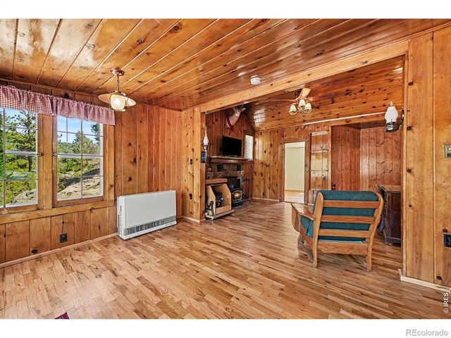 19 Pipers Canyon Rd Road, Glen Haven, CO 80532