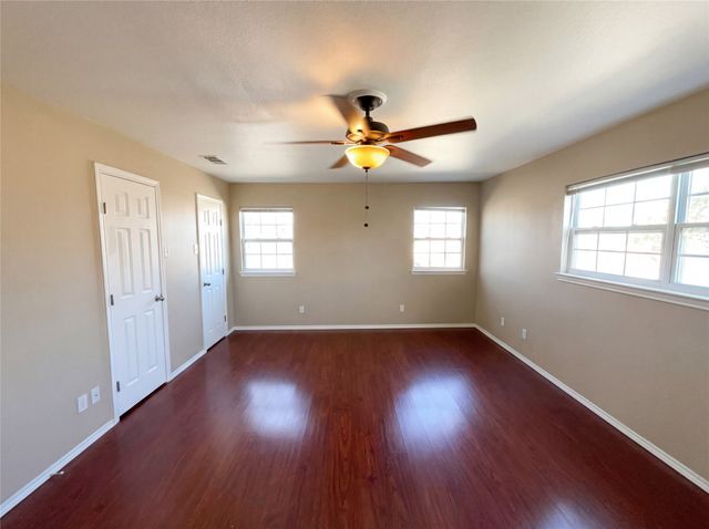 2962 Antares Circle, Garland, TX 75044