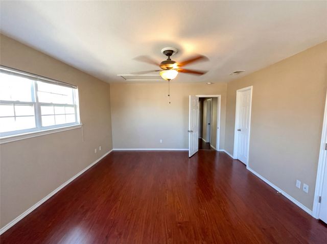 2962 Antares Circle, Garland, TX 75044