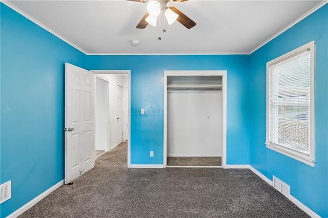 14601 E 39th Street S, Independence, MO 64055