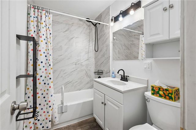 14601 E 39th Street S, Independence, MO 64055