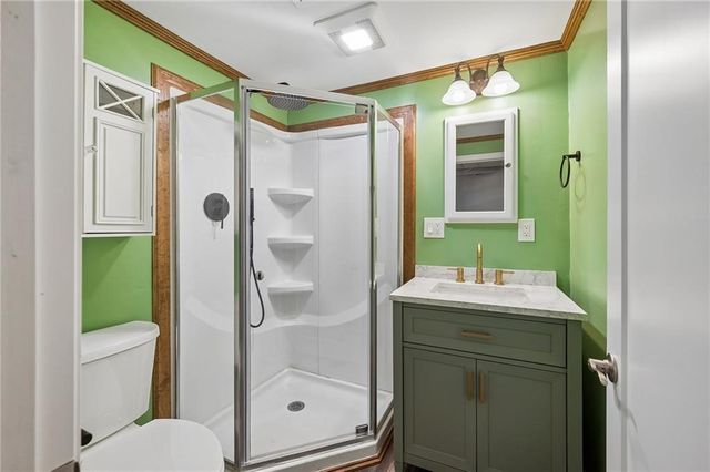 14601 E 39th Street S, Independence, MO 64055