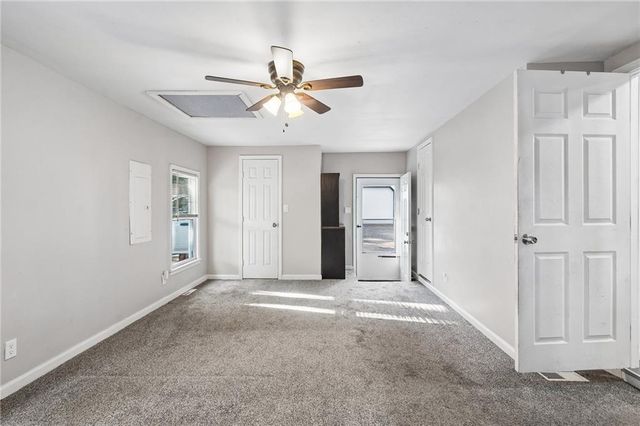14601 E 39th Street S, Independence, MO 64055