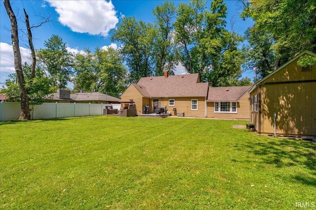 6817 Lincoln Avenue, Evansville, IN 47715