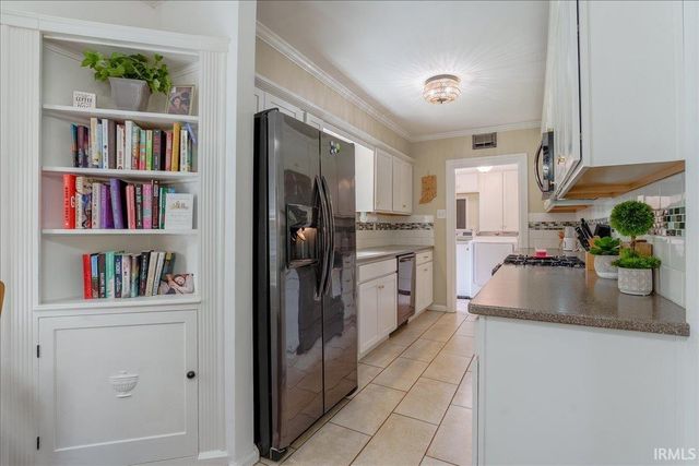 6817 Lincoln Avenue, Evansville, IN 47715