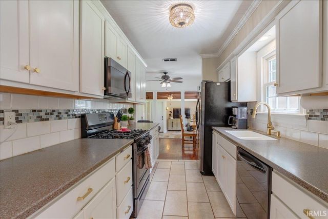 6817 Lincoln Avenue, Evansville, IN 47715