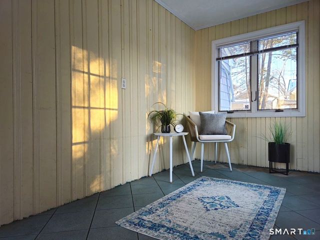 35 Lardner Road, Bristol, CT 06010