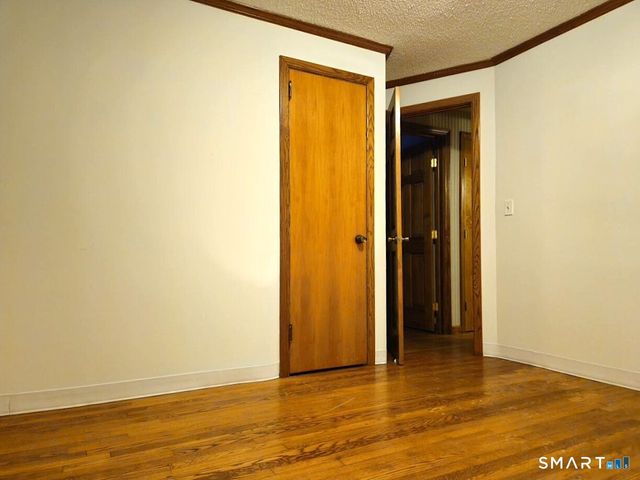 35 Lardner Road, Bristol, CT 06010