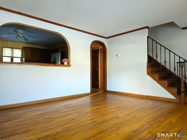 35 Lardner Road, Bristol, CT 06010