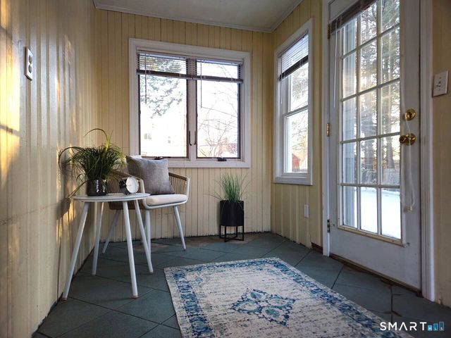 35 Lardner Road, Bristol, CT 06010