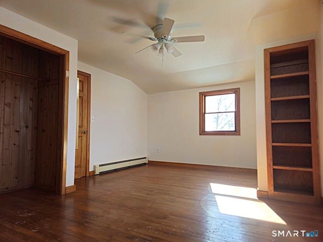 35 Lardner Road, Bristol, CT 06010