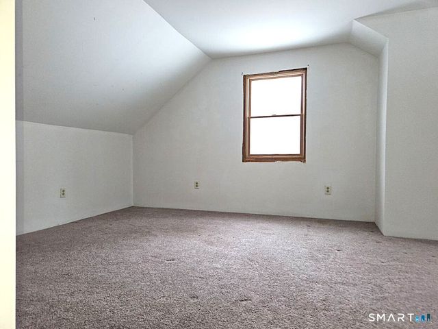 35 Lardner Road, Bristol, CT 06010