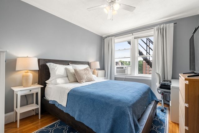 1607 Commonwealth Ave 24, Boston, MA 02135