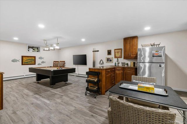 11 Beaver Drive, Bayville, NY 11709