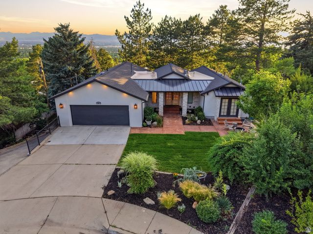 2651 E HIAWATHA CIR, Salt Lake City, UT 84108